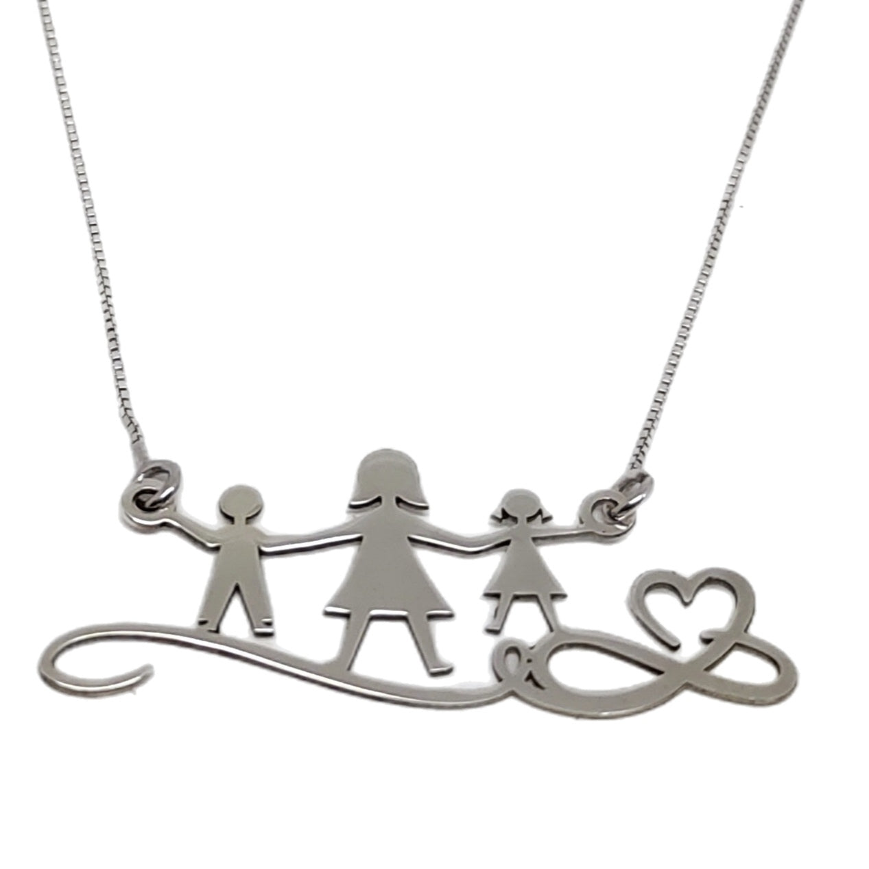 Collana famiglia con cuore e infinito in argento 925