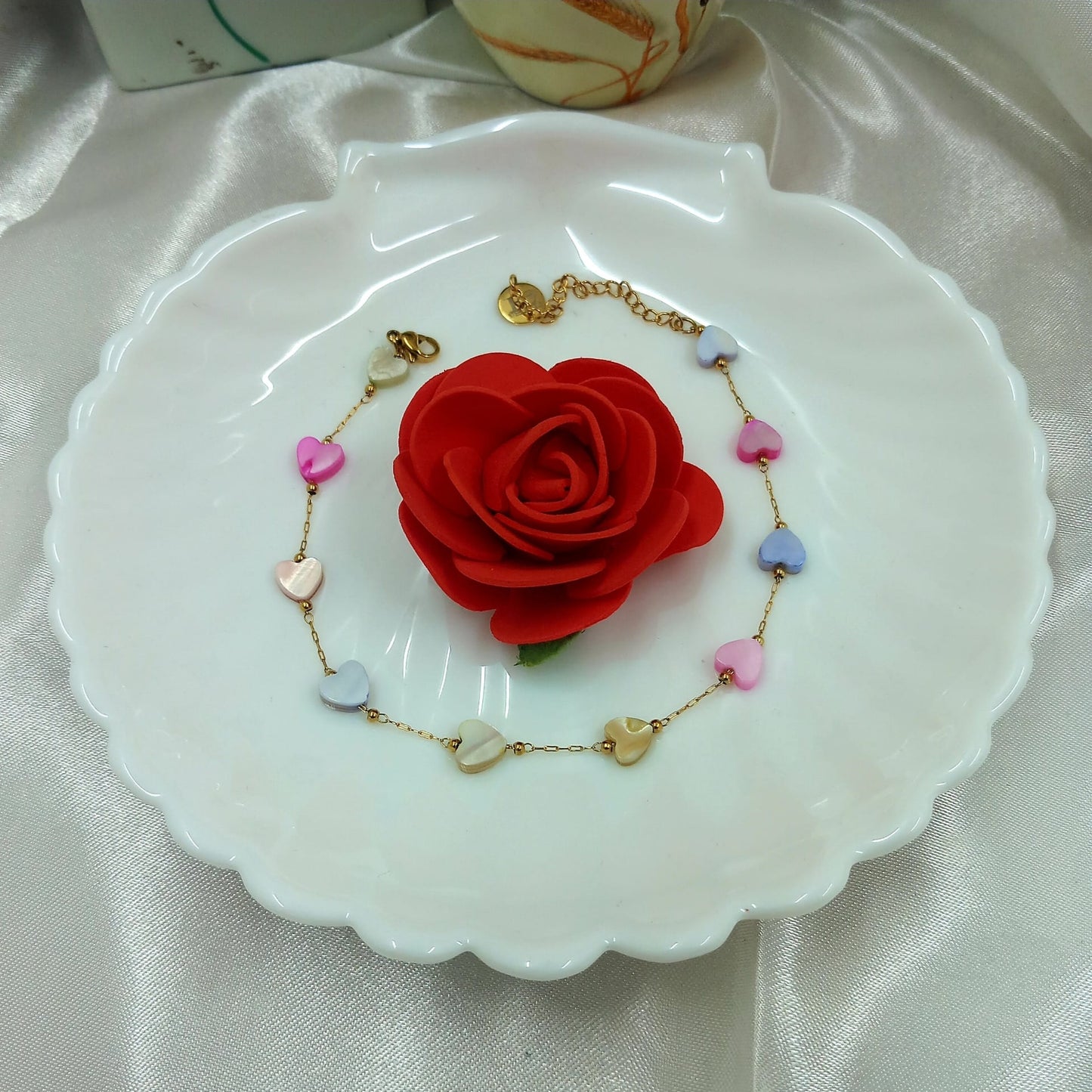 Cavigliera Acciaio con cuori di madreperla